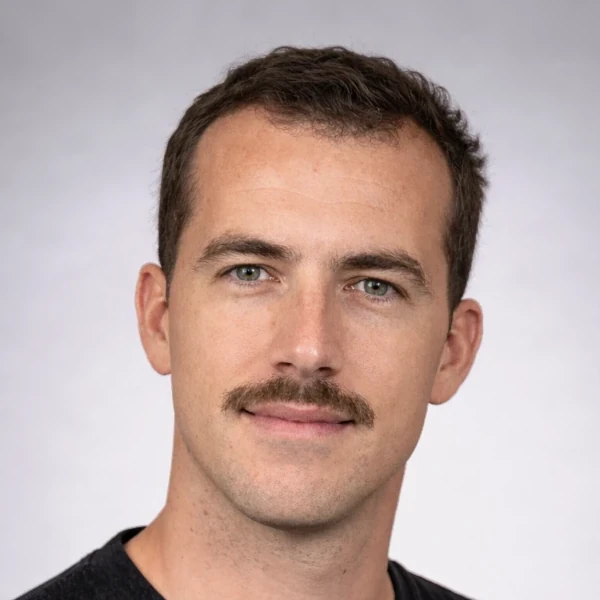 Julien, expert acquisition payante chez Adsist